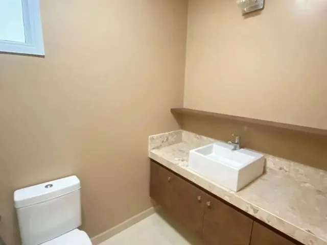 Imagem 7: More com Conforto e Segurança: Apartamento com 3 Dormitórios e Varanda Integrada