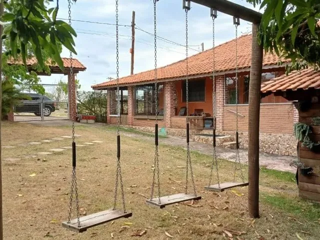 Imagem: Ch287 - Chácara 1.000,00M² a Venda no