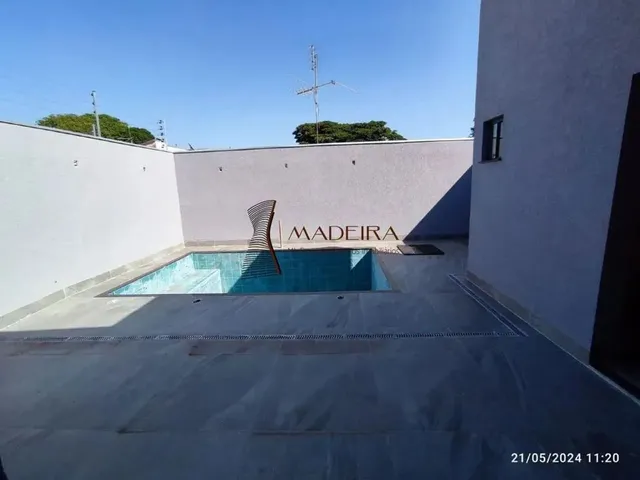 Imagem 9: Oportunidade Casa com Piscina