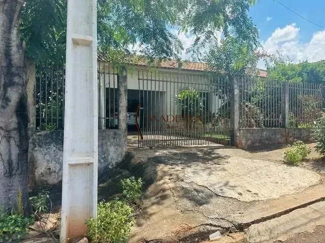 Imagem: Casa À Venda em Conjunto Habitacional Requião