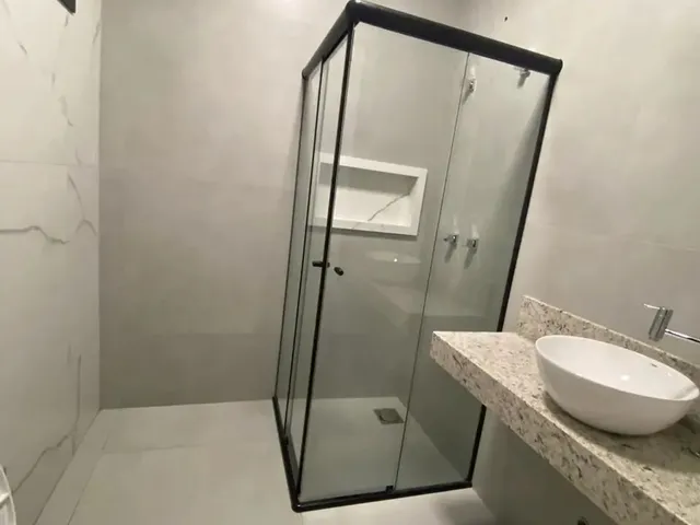 Imagem 3: Casa À Venda em Maringá, Jardim Munique, com 3 Suítes, com 150 M²