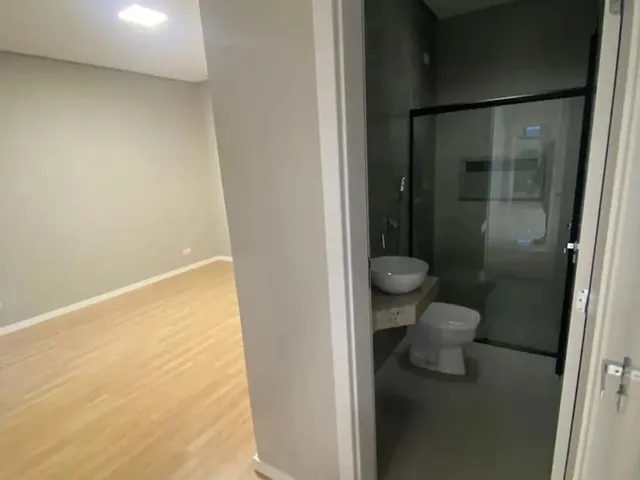 Imagem 14: Casa À Venda em Maringá, Jardim Munique, com 3 Suítes, com 150 M²
