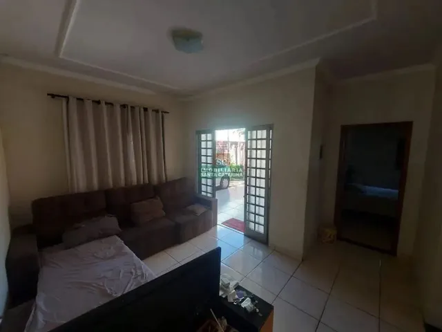 Imagem 10: Casa À Venda em Maringá, Jardim São Clemente, com 3 Quartos, com 100 M²