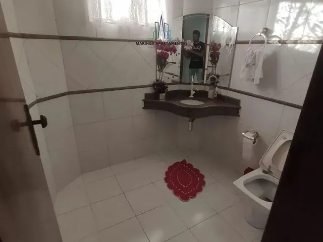 Imagem 14: Casa À Venda em Maringá, Jardim Alvorada, com 3 Suítes, com 210 M²