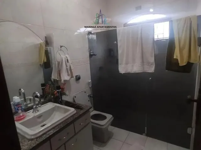 Imagem 8: Casa À Venda em Maringá, Jardim Alvorada, com 3 Suítes, com 210 M²