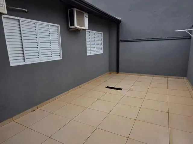 Imagem 6: Casa À Venda em Maringá, Zona 31, com 3 Quartos, com 105 M²
