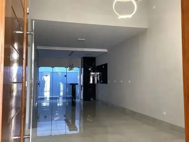 Imagem 15: Casa À Venda em Maringá no Conjunto Habitacional Requião com 3 Quartos