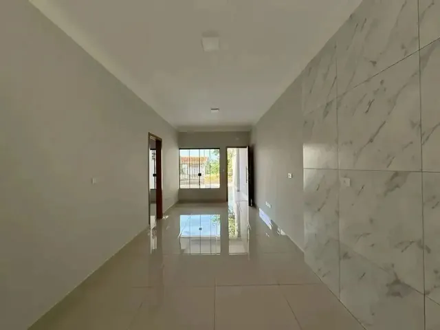 Imagem 2: Casa À Venda em Maringá no Conjunto Habitacional Requião com 3 Quartos