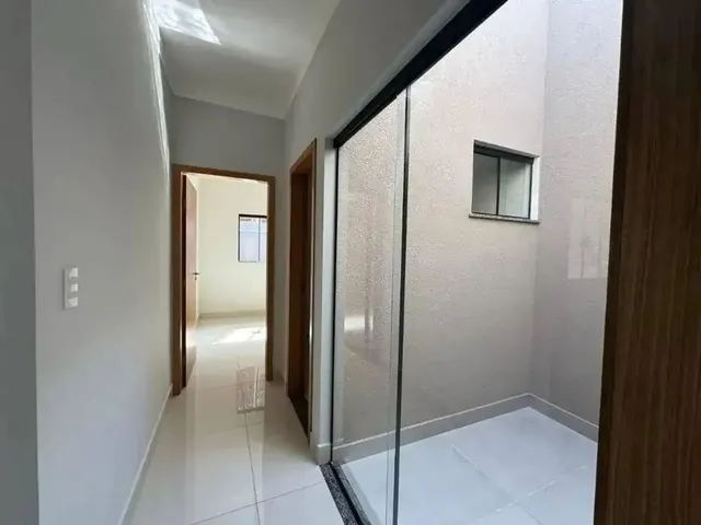 Imagem 6: Casa À Venda em Maringá no Conjunto Habitacional Requião com 3 Quartos
