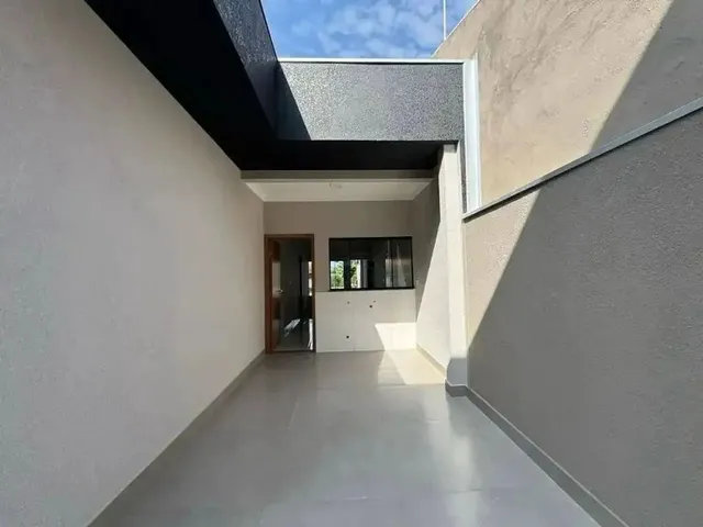 Imagem 9: Casa À Venda em Maringá no Conjunto Habitacional Requião com 3 Quartos