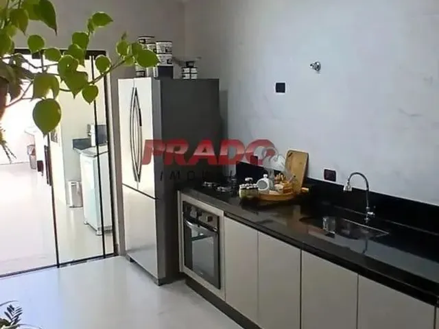 Imagem 2: Casa À Venda em Maringá, Parque das Grevíleas, com 3 Quartos, com 90 M²