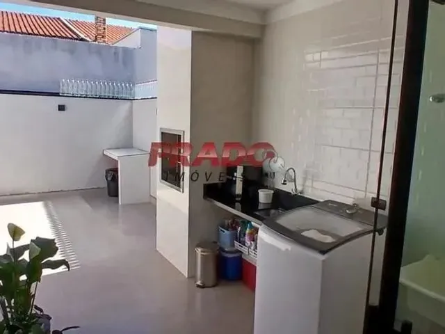Imagem 10: Casa À Venda em Maringá, Parque das Grevíleas, com 3 Quartos, com 90 M²