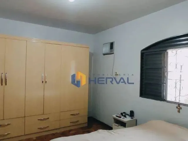 Imagem 7: Casa com 3 Quartos À Venda, 200 M² por R$ 650.000,00 - Jardim América - Maringá/Pr