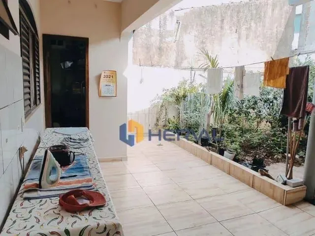 Imagem 9: Casa com 3 Quartos À Venda, 200 M² por R$ 650.000,00 - Jardim América - Maringá/Pr