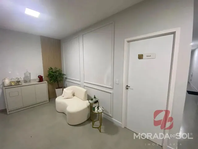 Imagem: Sala Comercial no Centro de Tijucas, 13M²