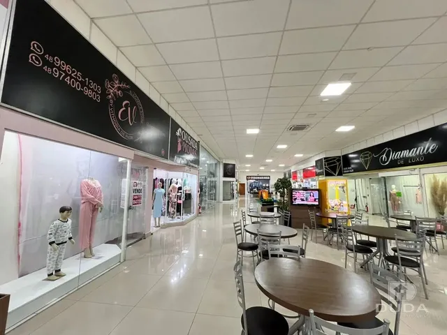 Imagem 2: Sala Comercial Térrea no Shopping Pórtico