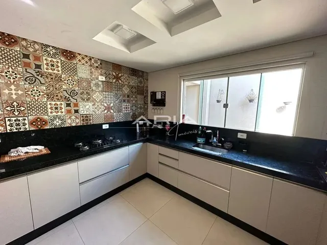 Imagem 8: Casa Sobrado com 3 Dormitórios Disponível a Venda no Jd Montecatine em Cambé