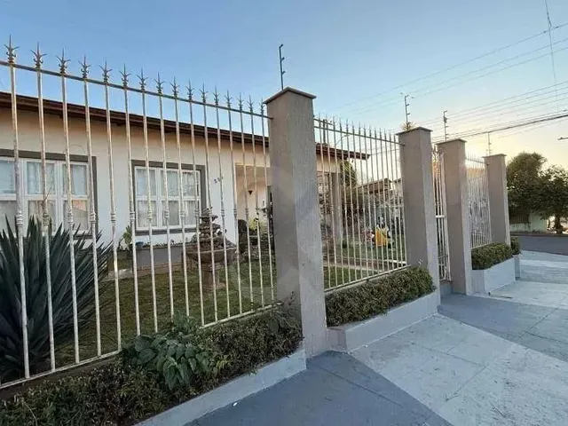Imagem: Casa À Venda Bairro Coliseu
