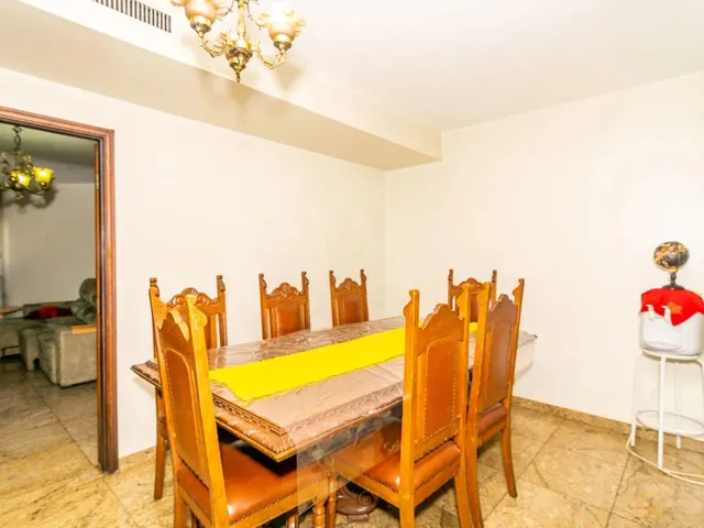 Imagem 2: Apartamento À Venda 4 Quartos, 2 Vagas, 232M², Edifício Coimbra-Centro, Londrina - Pr