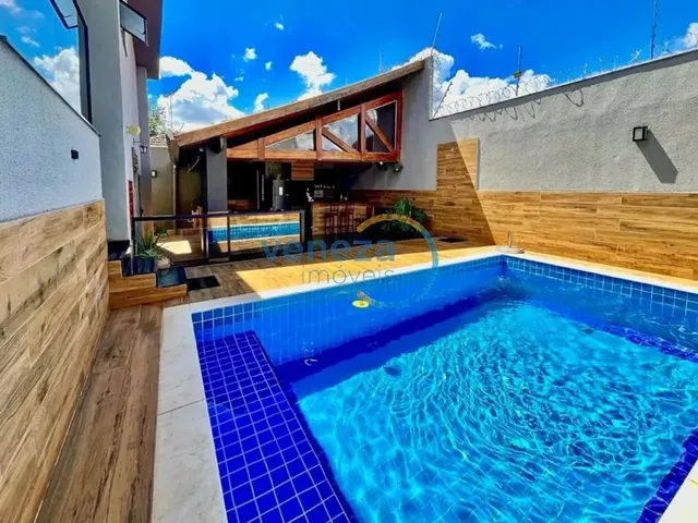 Imagem: Casa Residencial com 3 Quartos À Venda