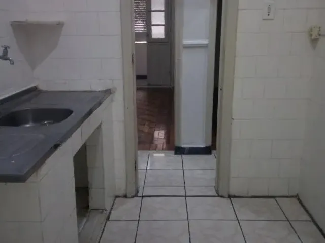 Imagem: Dois Quartos, Rua Sampaio Ferraz, Nº 8