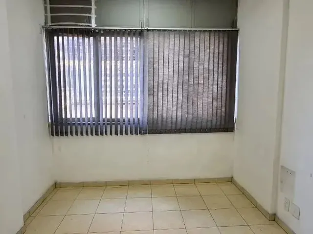 Imagem 14: Imóvel para Aluguel com 30 Metros Quadrados com 1 Quarto em Centro - Rio de Janeiro - Rj