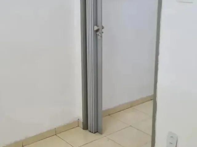 Imagem 3: Imóvel para Aluguel com 30 Metros Quadrados com 1 Quarto em Centro - Rio de Janeiro - Rj