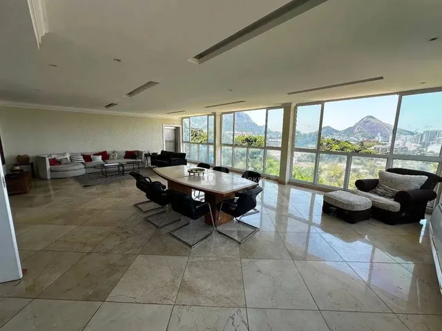 Imagem: Casa com 5 Dormitórios, 1200 M² - Venda