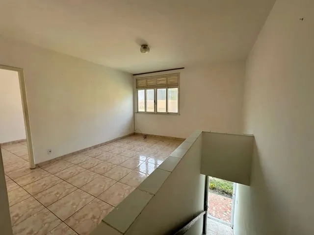 Imagem: O apartamento possui 2 Dormitórios, 2 Banheiros, 80m² de