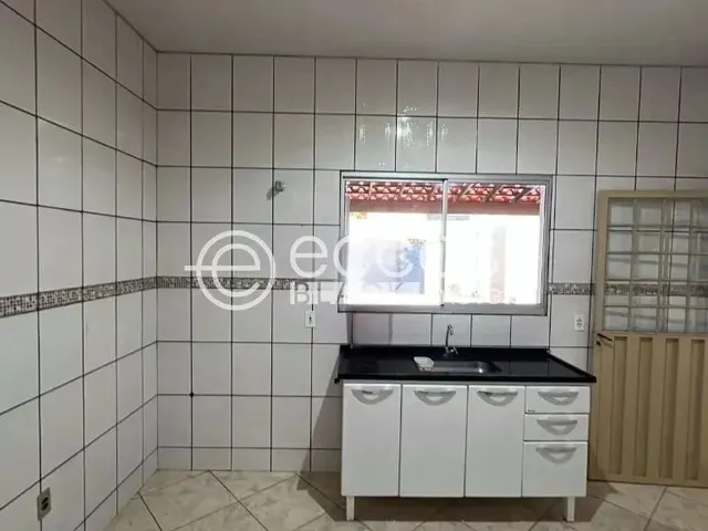 Imagem 13: Casa para Aluguel, 2 Quartos, 4 Vagas, Cidade Nova - Uberaba/Mg