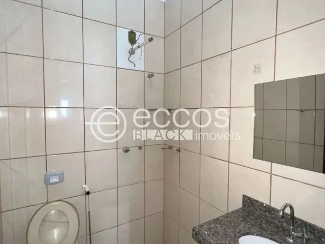 Imagem 11: Casa para Aluguel, 2 Quartos, 4 Vagas, Cidade Nova - Uberaba/Mg