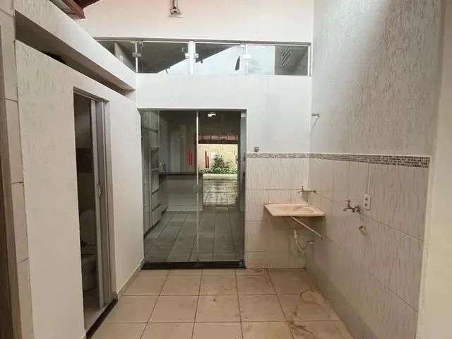 Imagem 7: Alugo Linda Casa
