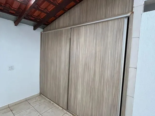Imagem 10: Alugo Linda Casa