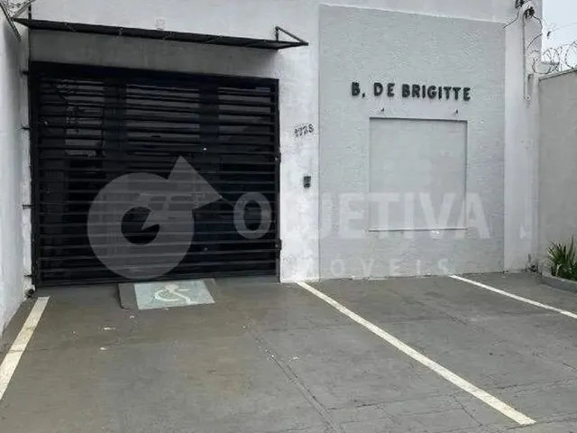 Imagem: Casa para Aluguel, 3 Quartos, 3 Vagas, Nossa