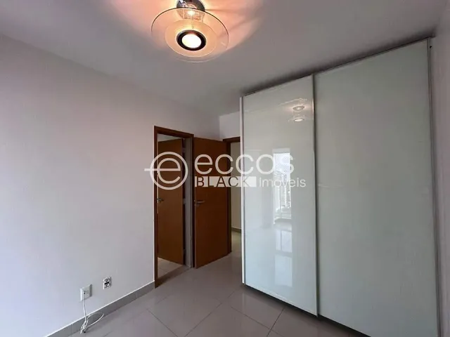 Imagem 13: Apartamento para Aluguel, 3 Quartos, 3 Suítes, 4 Vagas, Centro - Uberlândia/Mg