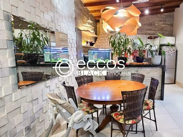 Imagem: Casa em Condomínio para Aluguel, 3 Quartos