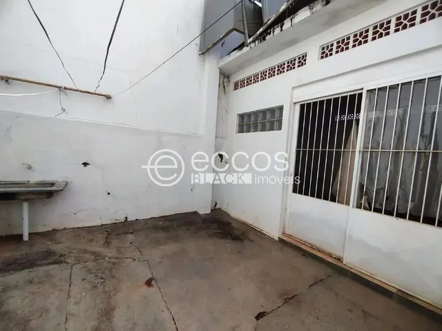 Imagem 10: Casa para Aluguel, 5 Quartos, 3 Suítes, 2 Vagas, Fabrício - Uberaba/Mg