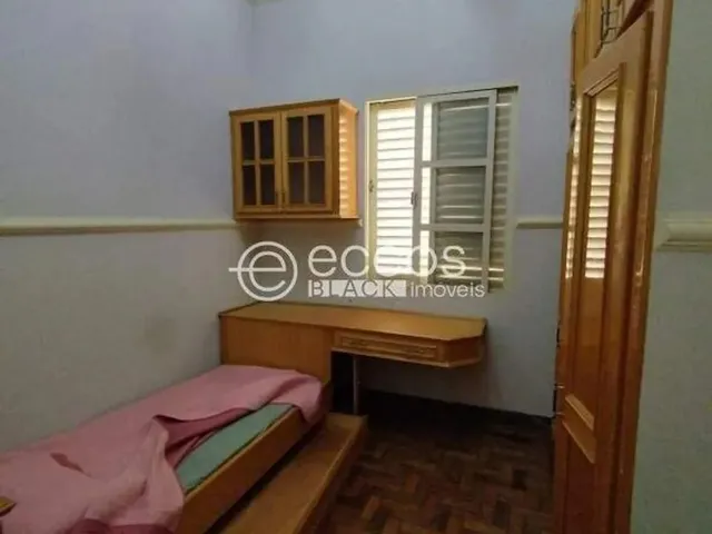 Imagem 6: Casa para Aluguel, 5 Quartos, 3 Suítes, 2 Vagas, Fabrício - Uberaba/Mg