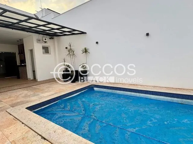 Imagem: Casa em Condomínio para Aluguel, 3 Quartos