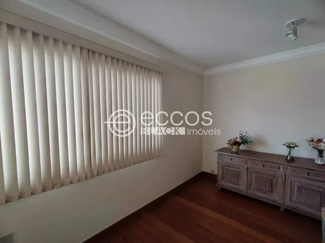 Imagem 2: Apartamento para Aluguel, 3 Quartos, 1 Suíte, 2 Vagas, Centro - Uberaba/Mg