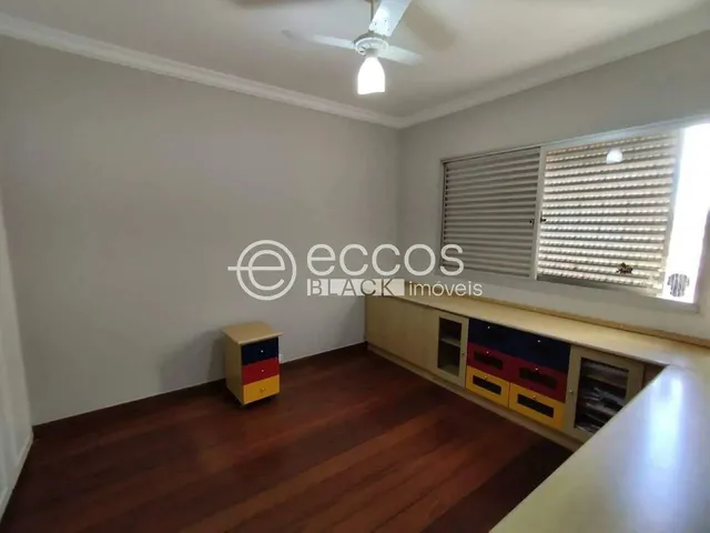 Imagem 8: Apartamento para Aluguel, 3 Quartos, 1 Suíte, 2 Vagas, Centro - Uberaba/Mg