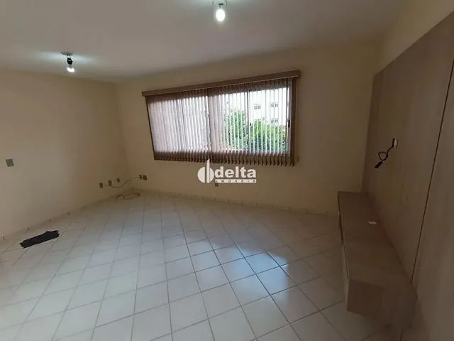 Imagem 13: Apartamento com 2 Quartos Sendo 1 Suite Disponível para Locação no Bairro Osvaldo