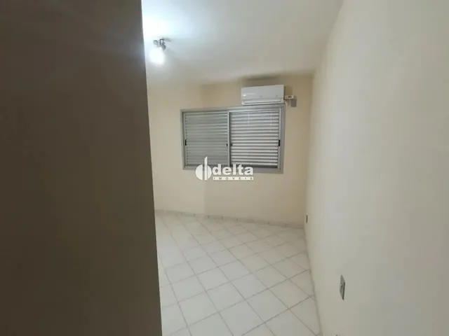 Imagem 2: Apartamento com 2 Quartos Sendo 1 Suite Disponível para Locação no Bairro Osvaldo