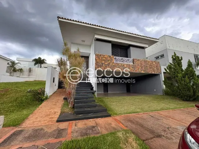 Imagem: Casa em Condomínio para Aluguel, 3 Quartos
