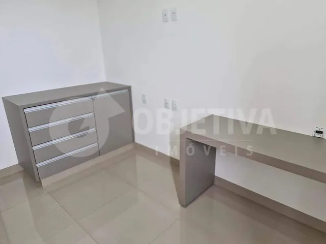 Imagem 14: Apartamento para Aluguel, 3 Quartos, 1 Suíte, 2 Vagas, Presidente Roosevelt