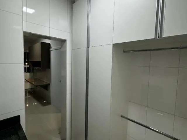 Imagem 9: Alugo Apto no B. Jardim Botânico C/ 3 Quartos, Sendo 1 Suíte