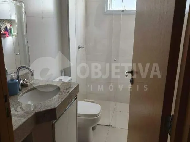 Imagem 2: Apartamento para Aluguel, 3 Quartos, 1 Suíte, 2 Vagas, Presidente Roosevelt