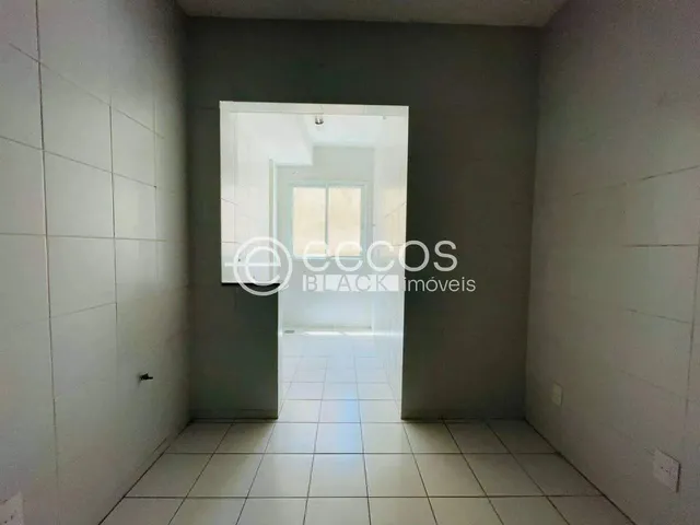 Imagem 10: Apartamento para Aluguel, 3 Quartos, 1 Suíte, 2 Vagas, Patrimônio - Uberlândia/Mg