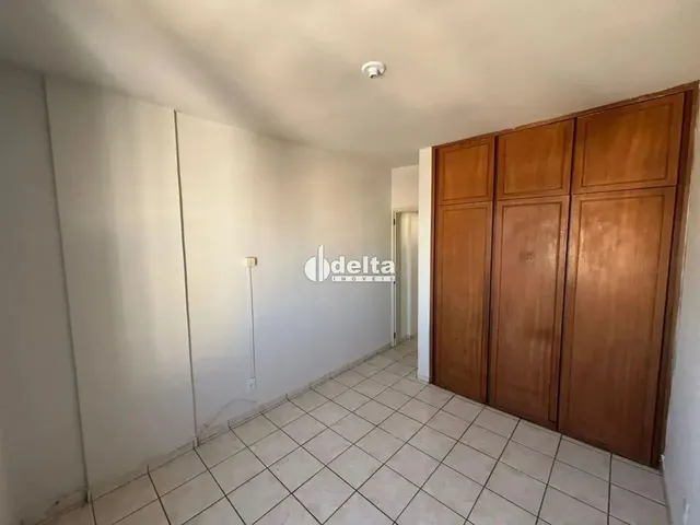 Imagem 7: Apartamento com 2 Quartos, Disponível para Locação no Bairro Centro em Uberlândia-Mg