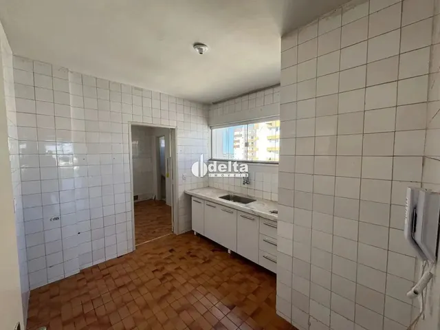 Imagem 9: Apartamento com 2 Quartos, Disponível para Locação no Bairro Centro em Uberlândia-Mg